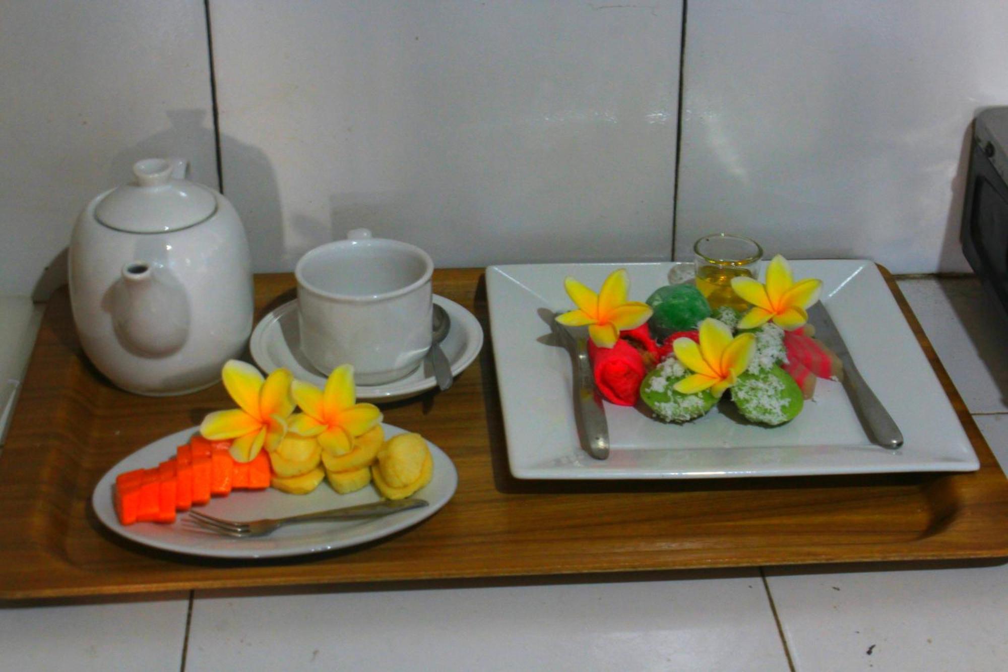 Asih Homestay Pemuteran  Exterior photo