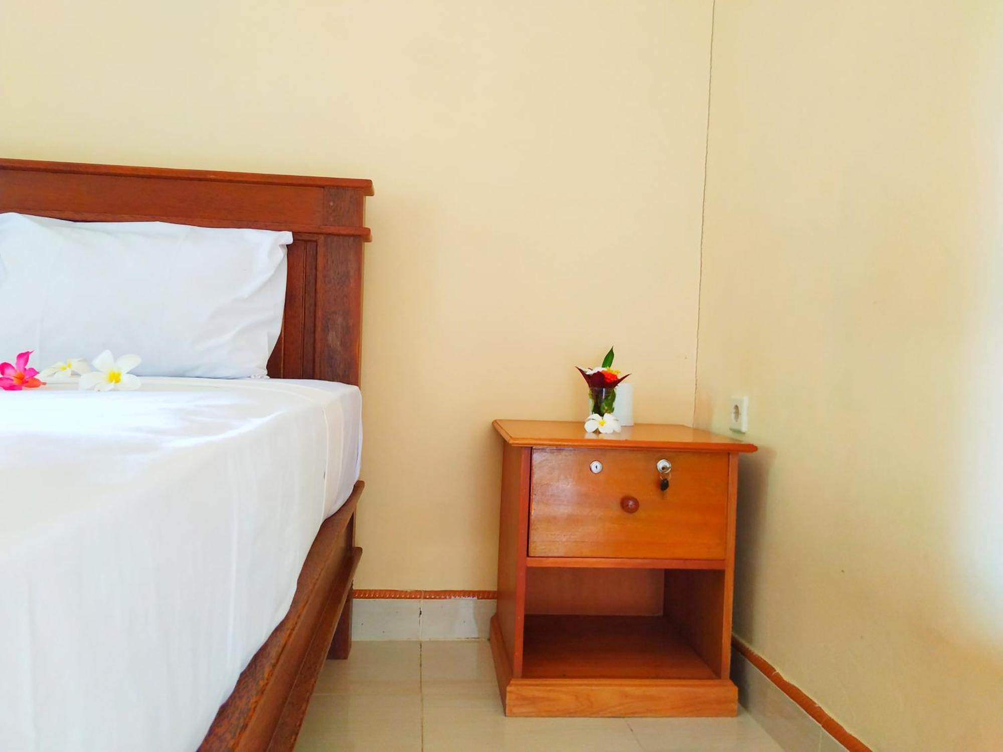 Asih Homestay Pemuteran  Exterior photo
