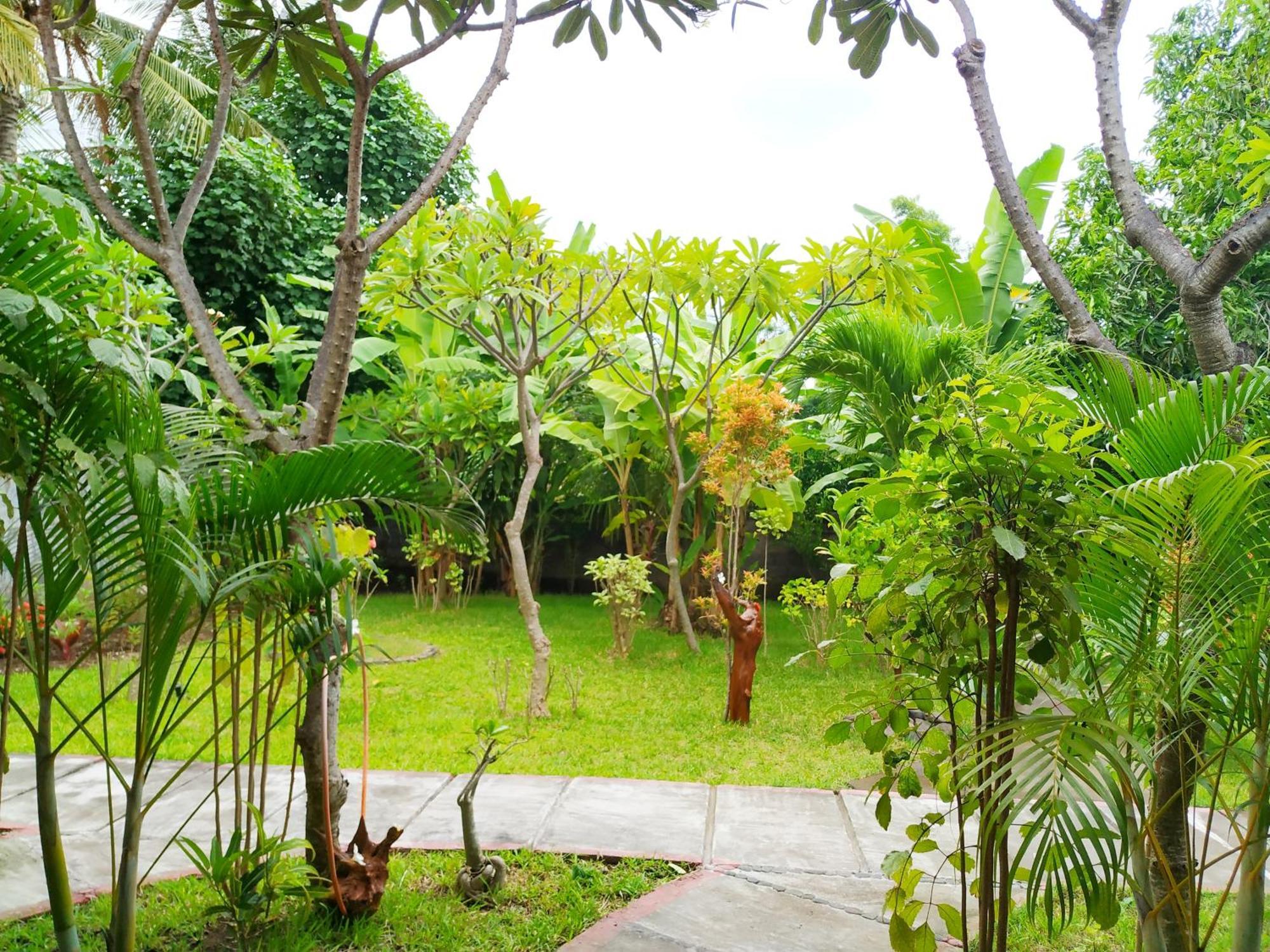 Asih Homestay Pemuteran  Exterior photo